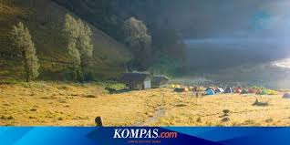 Aturan Harga Tiket Dan Sejumlah Fakta Simak Sebelum Mendaki Semeru Halaman All Kompas Com