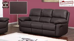 Il divano in pelle è un investimento sul lungo termine grazie alla sua longevità. Divano A 3 Posti E Poltrona Relax In Pelle Milagro Youtube