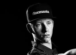 Anyone else think Sam Barber and Gannon Buhr look similar?