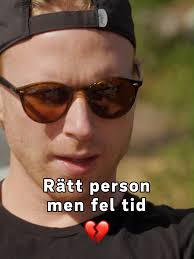 Amanda Gift Vid Första Ögonkastet