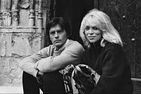 | des mots et des maux 🙏 #mireilledarc #alaindelon #acteurs #francais #amour #foryou #foryoupage #parati #carolelori | lettre de mireille darc | alain delon Mireille Dark And Alain Delon Were Not Officially Married ä¿³å„ª