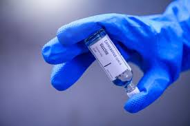 Our vaccine work is progressing quickly. Teste Com A Vacina De Oxford E Suspenso Apos Efeito Adverso Grave