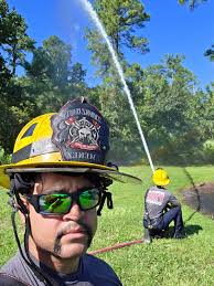 🚒🎂🎈Happy 3rd Birthday to Will in Lake Mary from your Fire friends at  Station 36 and all of us at @seminolecountyfd.