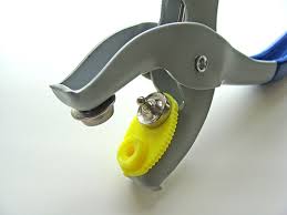 Can you use snap pliers to sew lanyards? How To Insert Metal Snaps In Fabric Sew4home