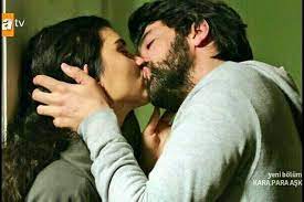 Pin On Kara Para Ask Black Money Love Amor De Contrabando Engin Tuba