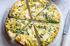 Feta Pea And Mint Crustless Quiche Recipe In 2021 Crustless Quiche Quiche Recipes Healthy Veggie Recipes