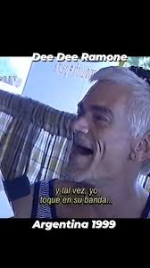 Hoy habría sido el cumpleaños del gran Dee Dee, el Ramone más argentino 🖤,  Lo recordamos con este fragmento de una entrevista realizada mientras vivió  en Argentina, a finales de los 90's, donde ...