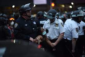 How much money do cops make a week. Systemic Police Brutality And Its Costs In The United States Hrw