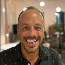 Patrick Derbes's Instagram, Twitter & Facebook