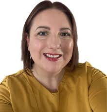 Alaina plans Adventures