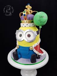 A Chocolate Cake King Bob Minion With Handcrafted Fondant Crown And Birthday Balloon Www Facebook Com Cakesbyleannerhodes Cake Chocolate Mud Cake Bottle Cake