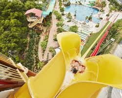Portaventura Caribe Aquatic Park En Tarragona Pequeocio Caribe Parque Acuatico Parques