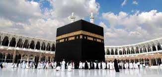 من أول من شرب ماء زمزم سطور