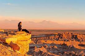 Atacama desert — noun a desert in northern chile rich in nitrate and copper deposits • instance hypernyms: Discover The Atacama Desert 4 Days Kimkim
