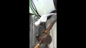 Cara mengisi gas aircond kereta. Top Up Gas Air Conditioning Split Unit Youtube