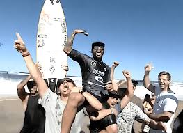 Explore tweets of italo ferreira @italoferreira on twitter. Carissa Moore And Italo Ferreira Win Rip Curl Newcastle Pro Surfing Is A Beautiful Thing The Sort Of Beauty We Want To Surround Our Lives With