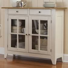 Clear up clutter and get efficient about storing kitchen, dining and living room essentials from table linens to board games in a new stylish sideboard or buffet table. Liberty Furniture Al Fresco Iii Buffet Style Dining Server Royal Furniture Buffets