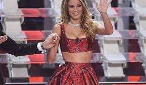 Rivelazione bomba a diletta leotta. Diletta Leotta Al Fianco Di Amadeus A Sanremo 2020 Blog Tivvu