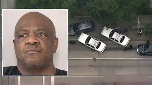 Houston police chase: Suspect pulled out of car in downtown