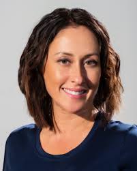 Kerry Pelletier's Instagram, Twitter & Facebook