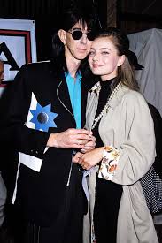 9 april 1965) is a model, actress and author. Hollywood Reporter