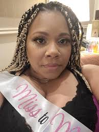 Selfie Sunday with my bb Demi Lovato 🖤