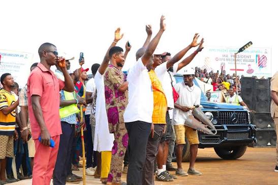 Wike to relocate Apo mechanics, traders to Wasa The Minister of the Federal  Capital Territory (FCT), Nyesom Wike, on Friday, met with the Apo Mechanics  and Traders Association, reassuring them of the