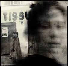 Tu T En Vas Sans Moi Ma Vie Tu Roules Et Moi J Attends Encore De Faire Un Pas Henri Michaux Palme Portrait Photography Women Photo Art Pinhole Photography