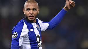 «Em 2018 Brahimi foi castigado por palavras impercetíveis»