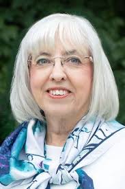 Sharon Auffet, Real Estate Agent