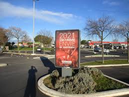 La preuve de majorité de l'acheteur est exigée au moment de la vente en ligne. Campagnes De Decembre 2020 Mediaffiche