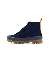 En ucuz superga modelleri ve kampanyalar hakkında bilgi almak için tıklayın! Superga Alpina Jellygum Back Tape Boot Womens Navy Yellow