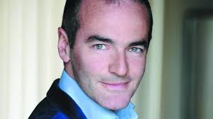 Le portail boursorama.com compte plus de 30 millions de visites mensuelles et plus de 290 millions de pages vues par mois, en moyenne. Franck Ferrand Je Suis Un Passeur D Histoire Un Vulgarisateur