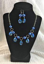 Navy Blue Necklace And Earring Set Necklace Earring Set Etsy Handmade Beaded Jewelry Beaded Jewelry Beaded Necklace