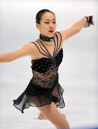 浅田真央退役结束1时代 曾获邀拍天价裸照 网易体育 women figure fashion women