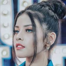 Dimash mampu bernyanyi di nada sangat tinggi yang pernah tercatat di dunia. Sosok Rimar Callista Juara Indonesian Idol 2021 Yang Bersuara Emas Jatim Times