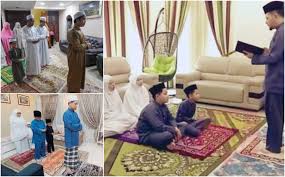 Sholat idul fitri sendiri dilaksanakan pada pagi hari dan juga hukumnya sunnah muakkad, yakni sangat dianjurkan. Cara Mudah Tunaikan Solat Aidilfitri Di Rumah Semoga Bermanfaat Buat Semua Gempak
