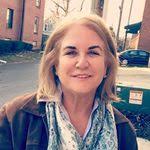 Pamela Farber's Instagram, Twitter & Facebook