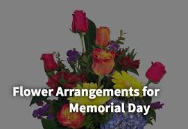 It was first observed on 30 may 1868, when flowers were placed on the graves of union and confederate. Flower Arrangements For Memorial Day Rose Blossom