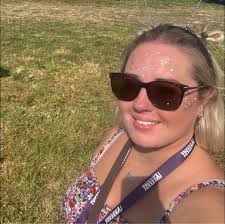 Just a quiet word for Mr Gareth Warren tonight who sadly left us 4 years  ago today. Chosen Hill School will forever be grateful for everything you  gave to the school, and