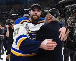 Brett hull and bobby plager in the st louis blues stanley cup parade. Bzhjkokth Bsdm