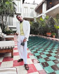 Johnathan Shillingford added a...