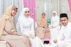 Cerpen adalah singkatan dari cerita pendek. Isteri Hilang Kawan Kawan Selepas Berkahwin Hanya Suami Dan Anak Anak Jadi Peneman Utusantv