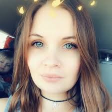 Amanda Daye's Instagram, Twitter & Facebook