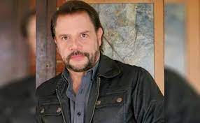 La actriz ginny hoffman acusó a su exesposo héctor parra de tener conductas inapropiadas con la la actriz y su hija confirmaron que héctor parra sí abusó de la joven cuando era niña; El Actor Hector Parra Es Acusado De Abuso Sexual Por Su Propia Hija