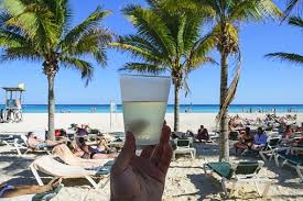 He earned a ba from antioch college in 1957 and a bfa from yale university in 1959, where he studied with the painter josef albers. 300 Kostenlose Cancun Und Mexiko Bilder Pixabay