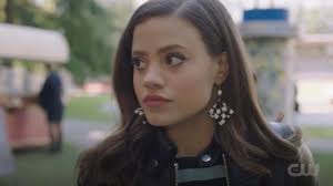 Maggie Vera's (Sarah Jeffery) black and white earrings as seen in Charmed  S01E05