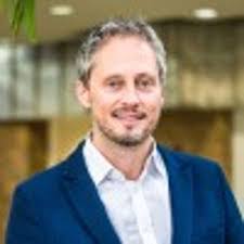 Clive Morris's Instagram, Twitter & Facebook