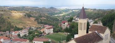 Grazie all'azione di volontariato e alla protezione civile caulonia proseguono i lavori di recupero dell' area sportiva e parco giochi di san nicola di caulonia. L Oratorio Alle Cascate Di San Nicola Ciavula