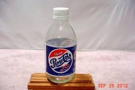 Pop bottles glass bottles pepsi cola projects to try water bottle label red sodas water bottles. Old Pepsi Bottles In Pepsi On Popscreen
